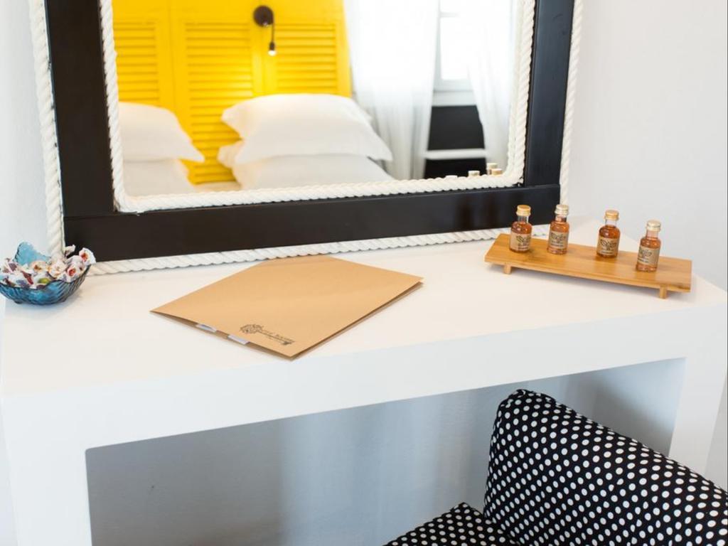 Evi Rooms Alikí 객실 사진