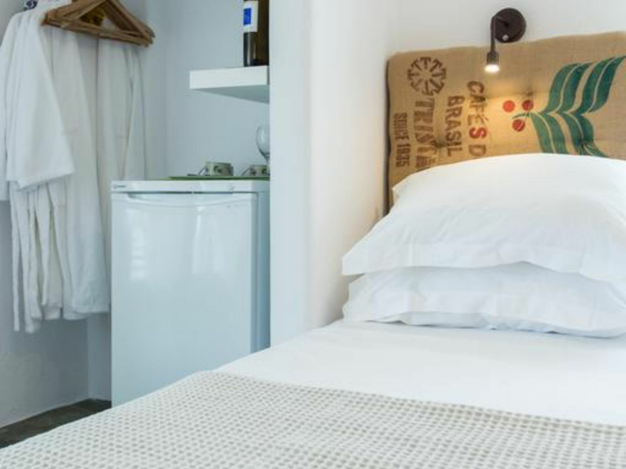 Evi Rooms Alikí 외부 사진