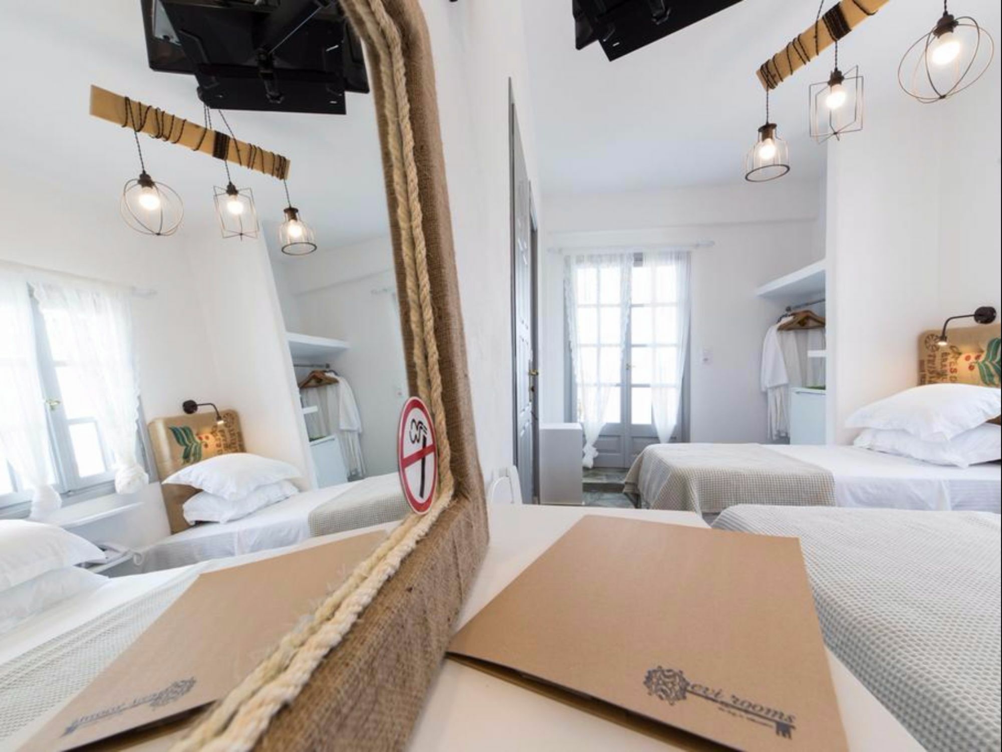 Evi Rooms Alikí 외부 사진